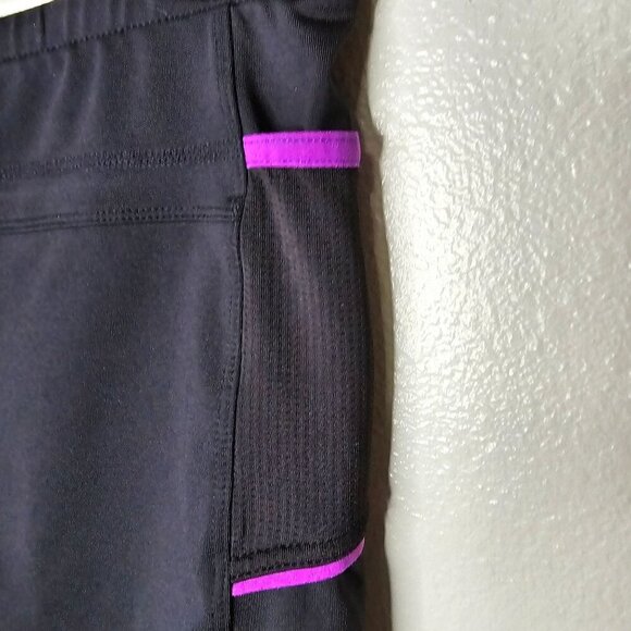 Athleta S Black Presto Bermuda Short Athletic Active Bike Pockets Gym Yoga Cycle - Picture 4 of 10